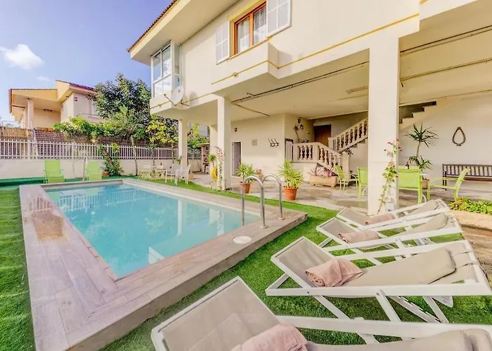 Vivienda Con Piscina A 300 Metros De La Playa